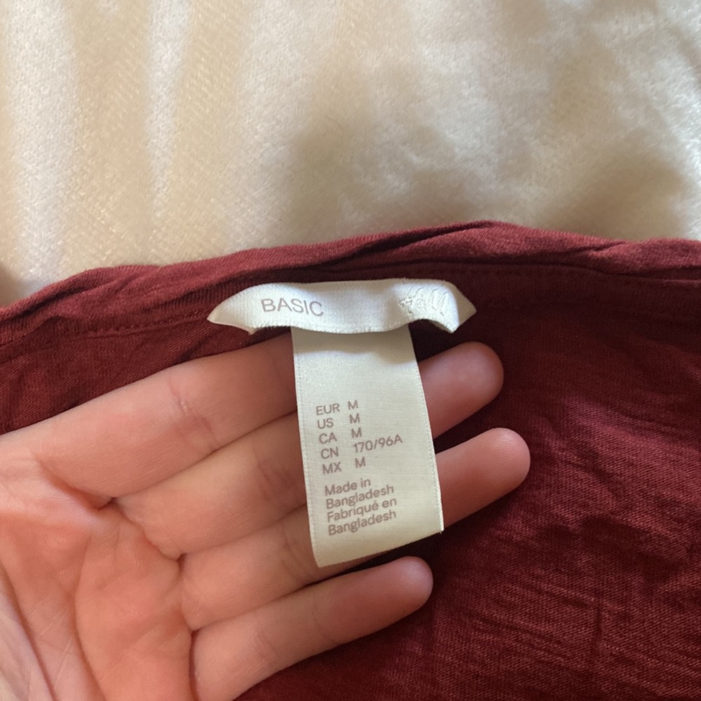 🎱Basic H&M Dark red/ orange top! - Picture 3 of 7